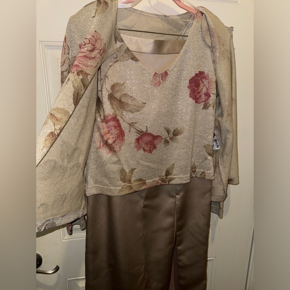 3-pc Special Occasion Dress - Picture 2 of 4